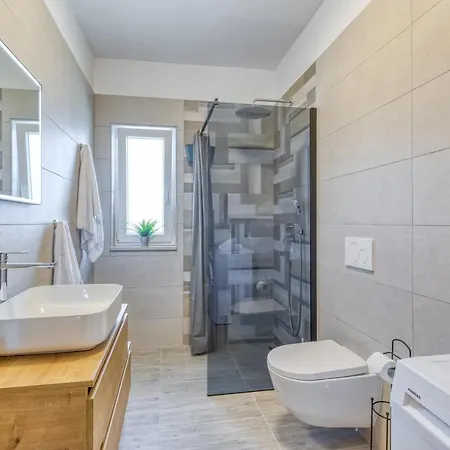 בית נופש Mario & Ana House *